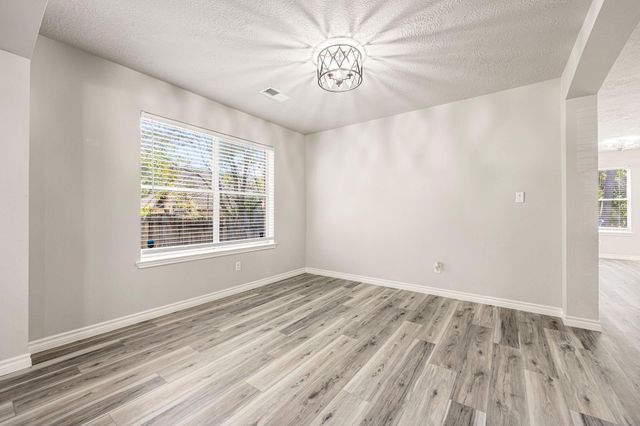 2925 La Salle Avenue, Conroe, TX 77304