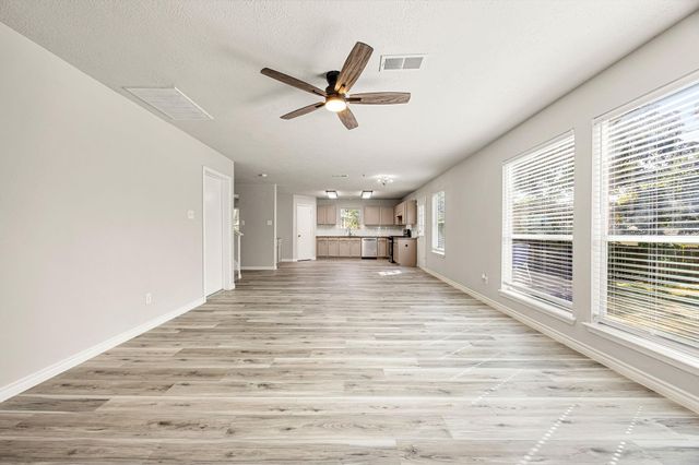 2925 La Salle Avenue, Conroe, TX 77304