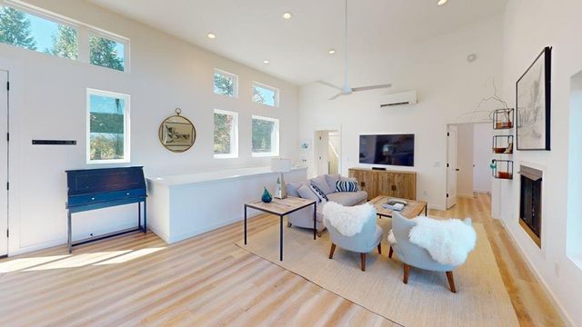 458 Brannon Ridge Road, Young Harris, GA 30582