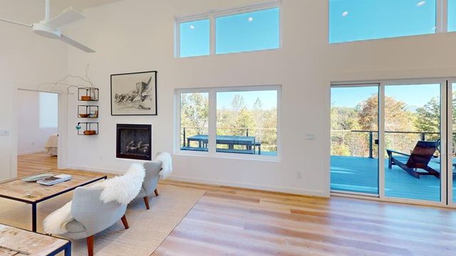 458 Brannon Ridge Road, Young Harris, GA 30582