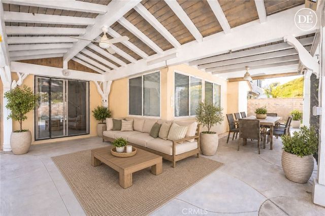 29223 Bernardo, Valencia, CA 91354