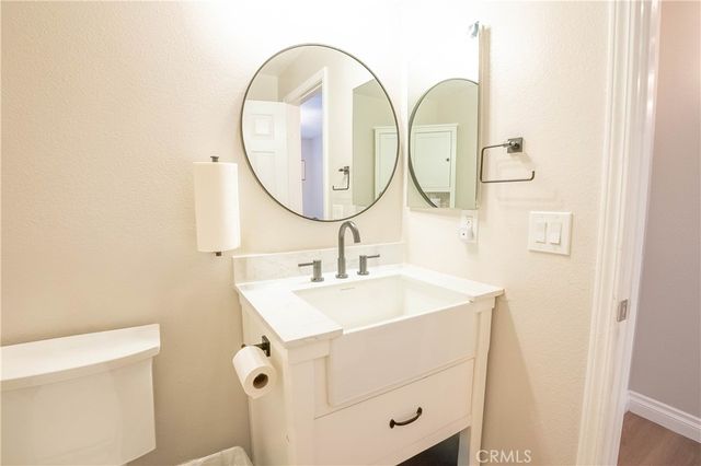 29223 Bernardo, Valencia, CA 91354