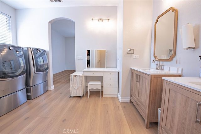 29223 Bernardo, Valencia, CA 91354