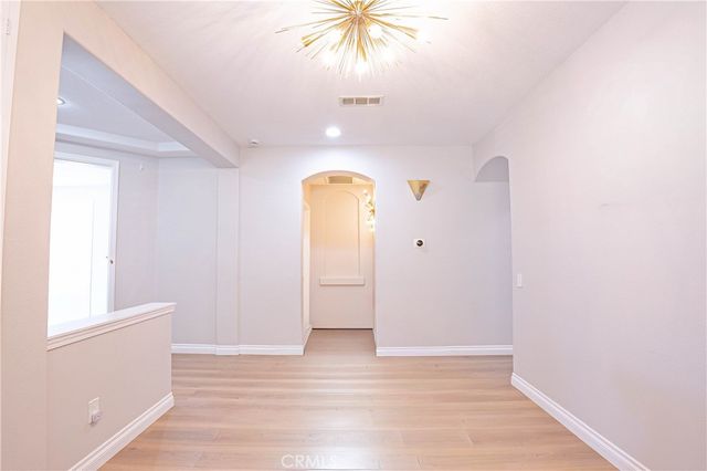29223 Bernardo, Valencia, CA 91354