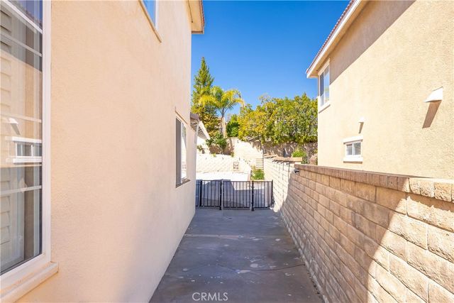 29223 Bernardo, Valencia, CA 91354