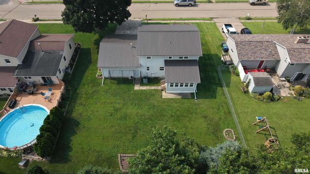 1510 7TH Avenue S, Clinton, IA 52732