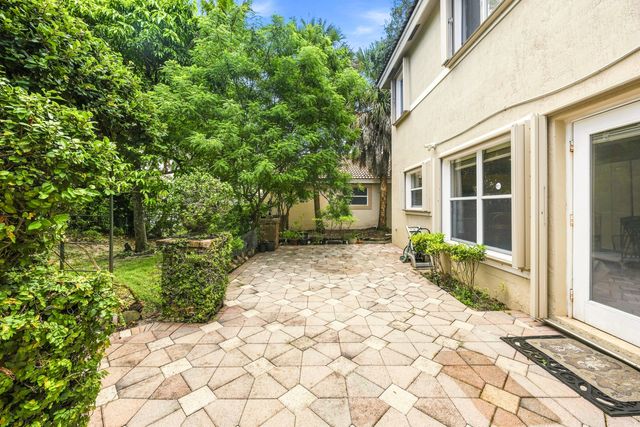 4151 NW 62nd Drive, Coconut Creek, FL 33073