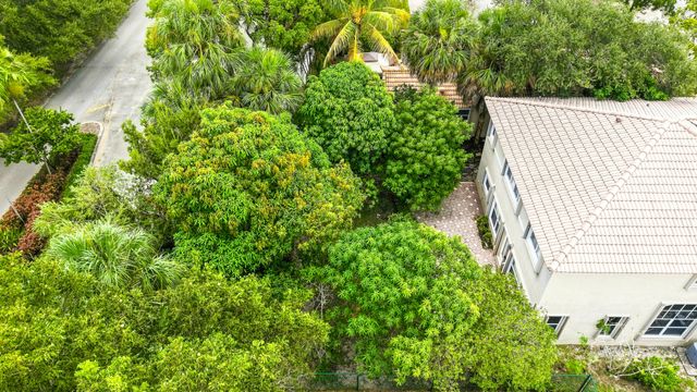 4151 NW 62nd Drive, Coconut Creek, FL 33073