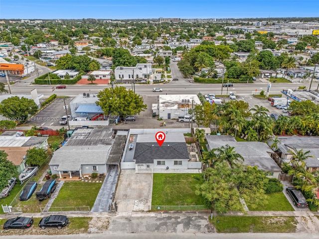 875 E 8th St, Hialeah, FL 33010