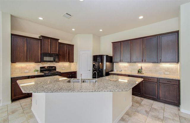 115 Brazos Drive, Baytown, TX 77523