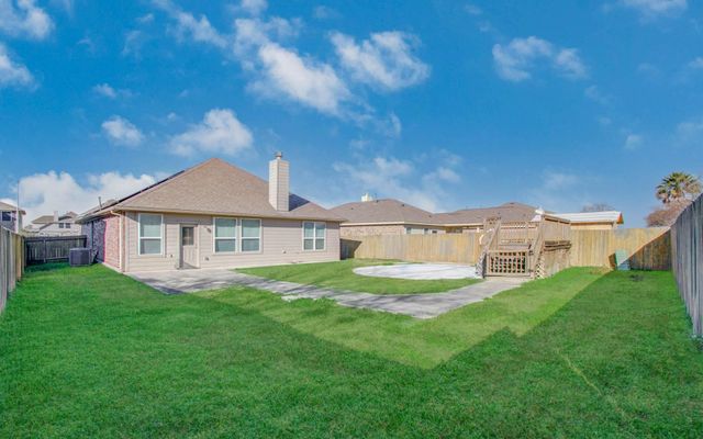 115 Brazos Drive, Baytown, TX 77523