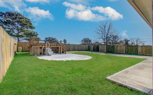 115 Brazos Drive, Baytown, TX 77523