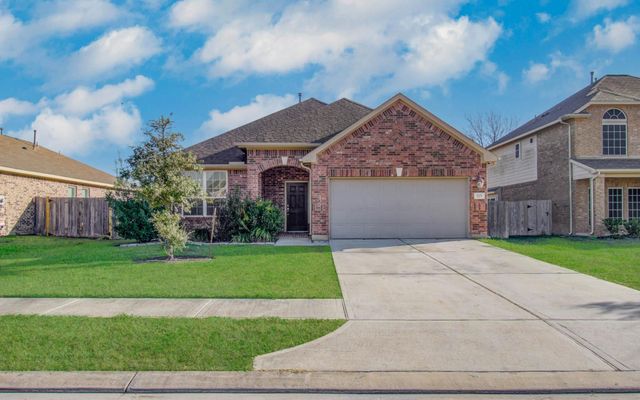 115 Brazos Drive, Baytown, TX 77523