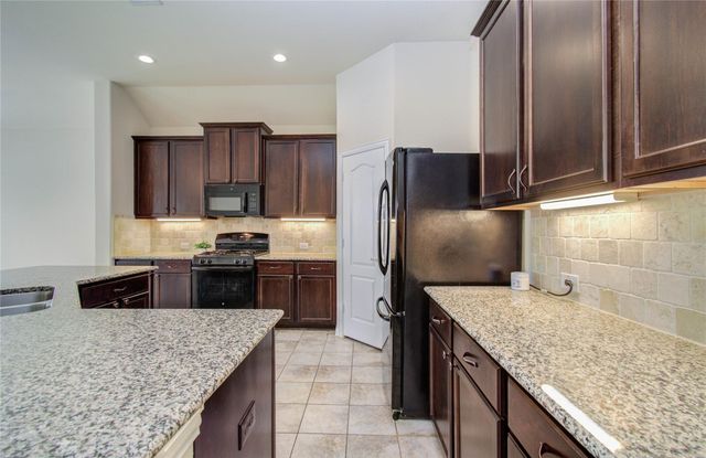 115 Brazos Drive, Baytown, TX 77523