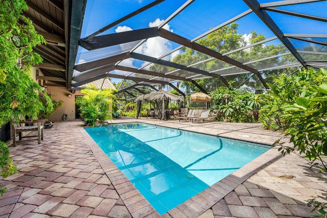6582 Patio Lane, Boca Raton, FL 33433