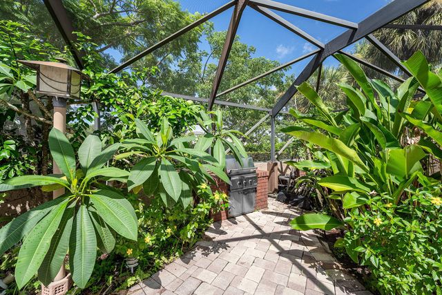 6582 Patio Lane, Boca Raton, FL 33433