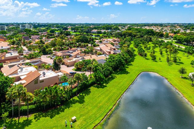 6582 Patio Lane, Boca Raton, FL 33433