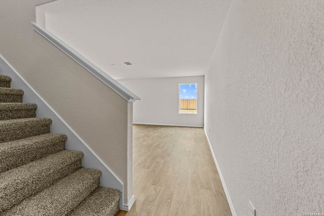 1027 Gladys Run, Seguin, TX 78155
