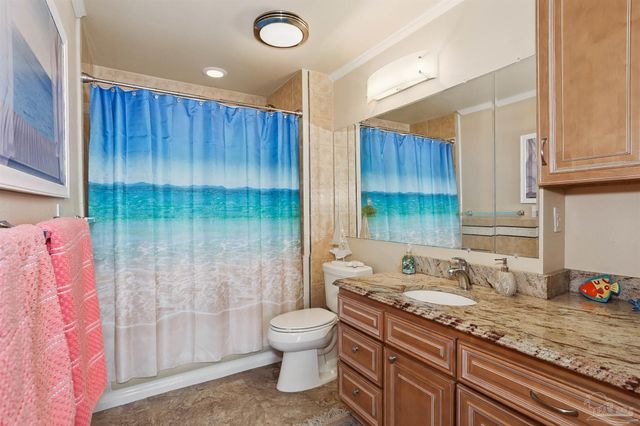 825 Bayshore Dr 608, Pensacola, FL 32507