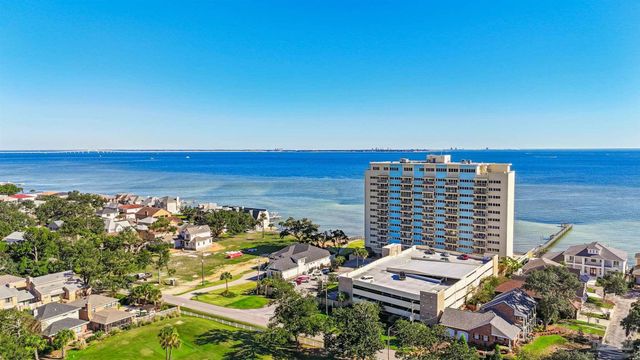 825 Bayshore Dr 608, Pensacola, FL 32507