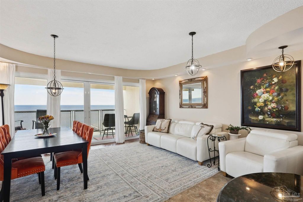 825 Bayshore Dr 608, Pensacola, FL 32507