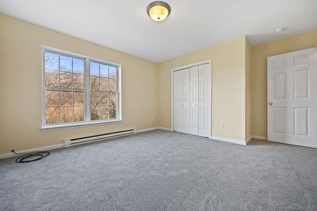 92 Hamden Avenue APT 4, Waterbury, CT 06704