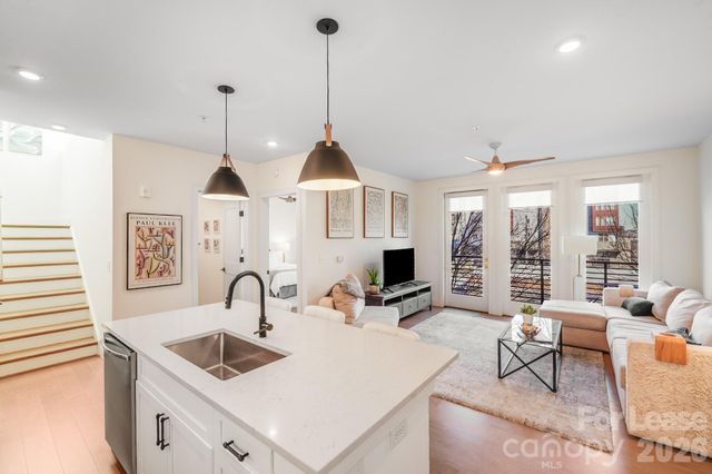 3000 South Boulevard 304, Charlotte, NC 28209