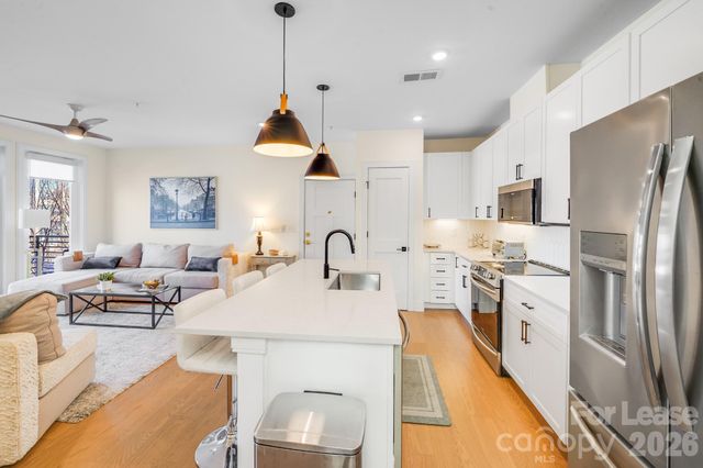 3000 South Boulevard 304, Charlotte, NC 28209