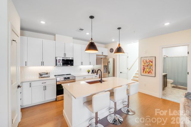 3000 South Boulevard 304, Charlotte, NC 28209