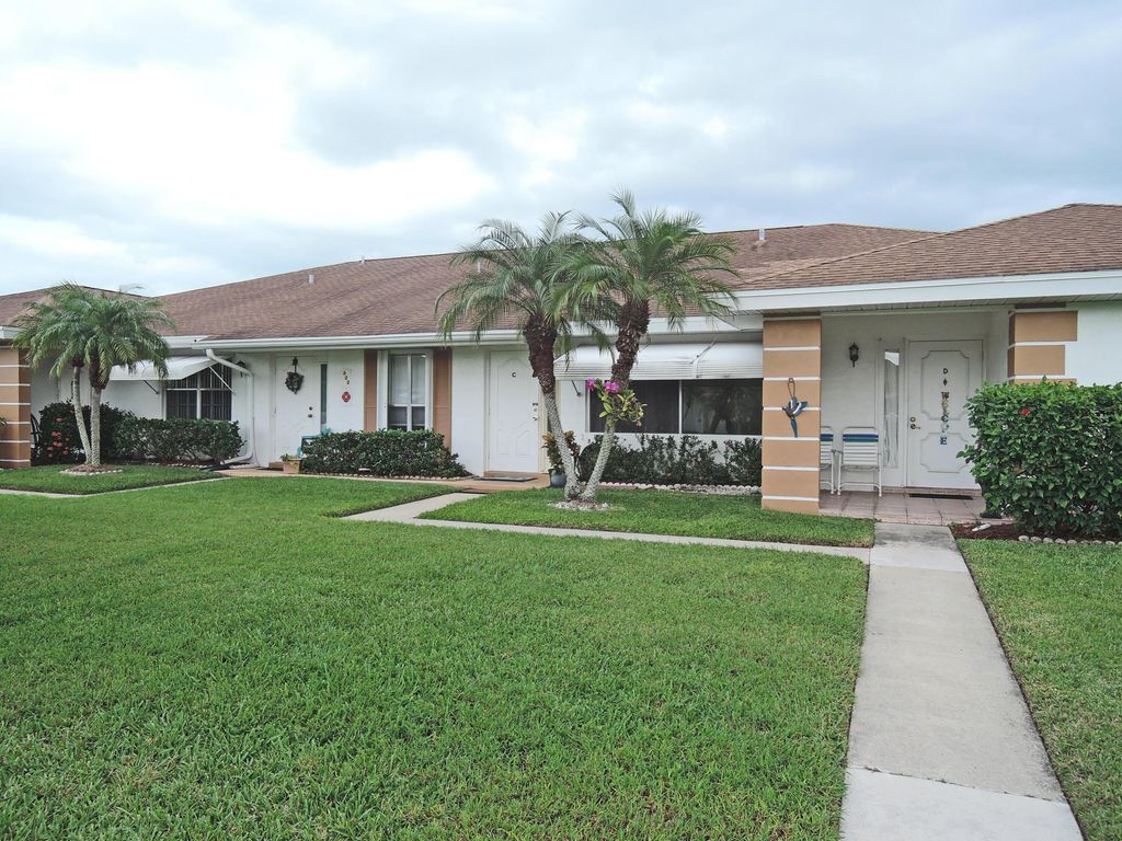 322 Colony Lane C, Fort Pierce, FL 34982