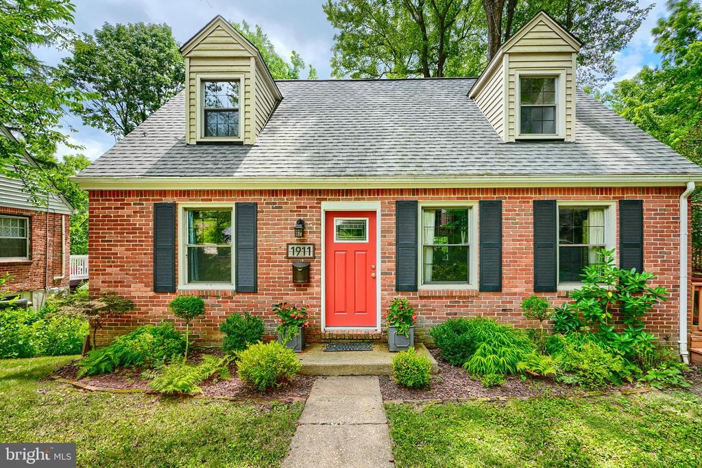1911 FAIRBANK RD, Baltimore, MD 21209