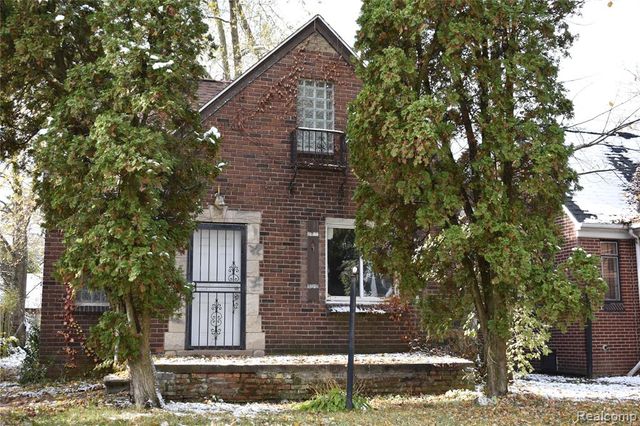 9729 Lakepointe Street, Detroit, MI 48224