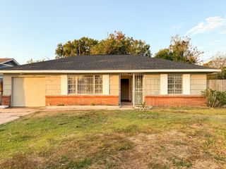 4235 Dacca Drive, Houston, TX 77047