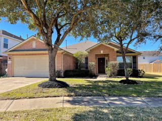 2210 Tremont Trail Lane, Katy, TX 77450