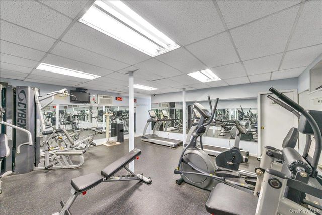 68-57 Cloverdale Boulevard 109, Bayside, NY 11364