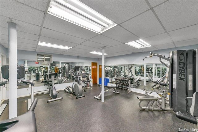 68-57 Cloverdale Boulevard 109, Bayside, NY 11364