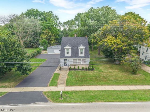 41796 Adelbert Street, Elyria, OH 44035