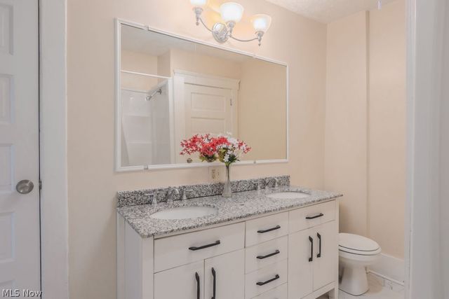 41796 Adelbert Street, Elyria, OH 44035