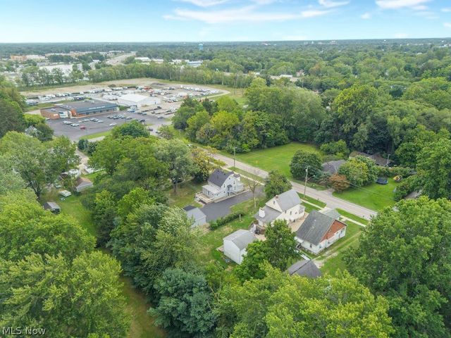 41796 Adelbert Street, Elyria, OH 44035