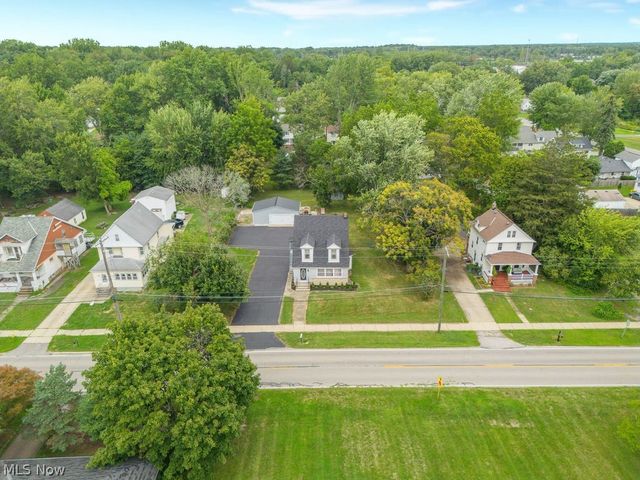 41796 Adelbert Street, Elyria, OH 44035