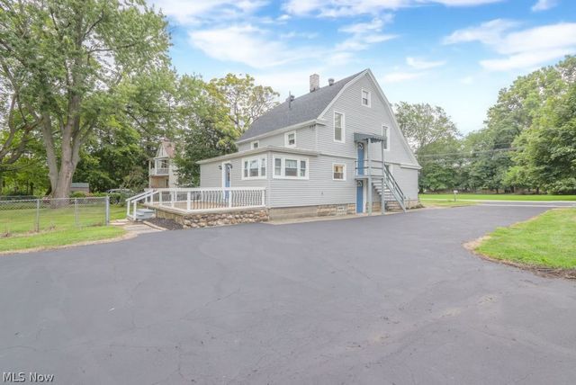 41796 Adelbert Street, Elyria, OH 44035