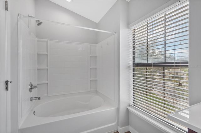 16505 KINGLETRIDGE AVENUE, Lithia, FL 33547