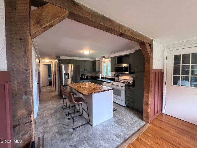 205 Deepkill Road, Brunswick, NY 12182