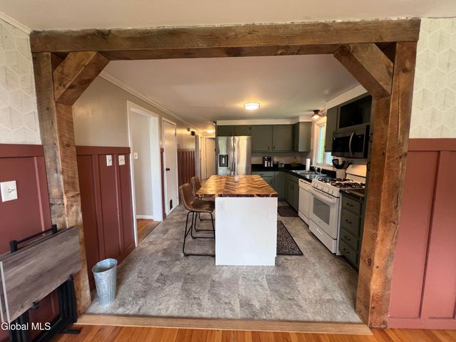 205 Deepkill Road, Brunswick, NY 12182