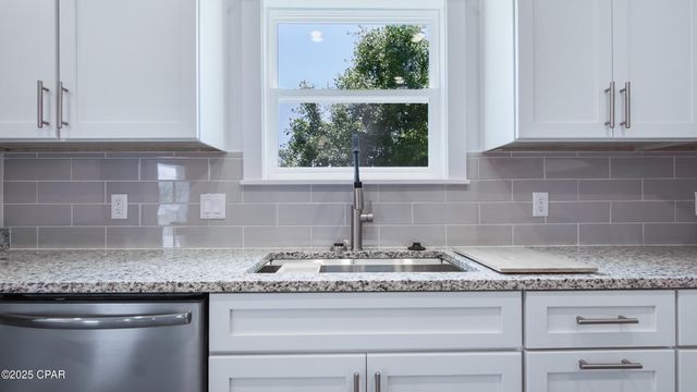 1113 New Hampshire Avenue, Lynn Haven, FL 32444