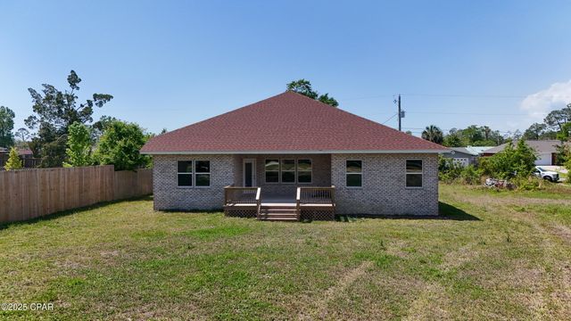 1113 New Hampshire Avenue, Lynn Haven, FL 32444