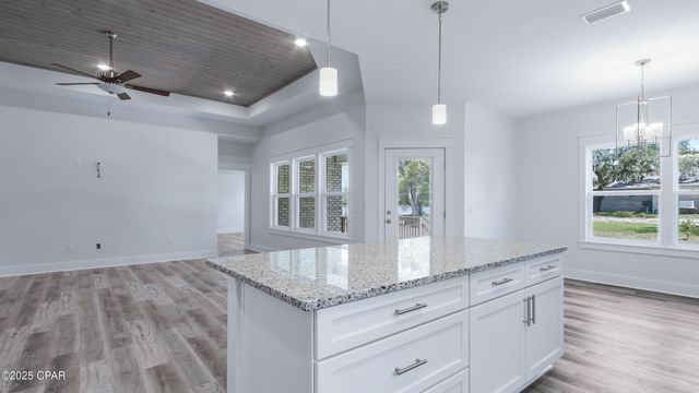 1113 New Hampshire Avenue, Lynn Haven, FL 32444