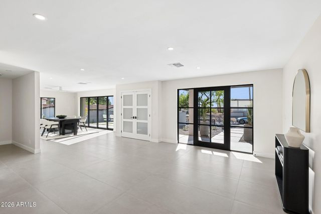 7501 N 21ST Place, Phoenix, AZ 85020