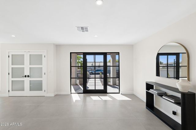 7501 N 21ST Place, Phoenix, AZ 85020