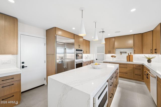 7501 N 21ST Place, Phoenix, AZ 85020